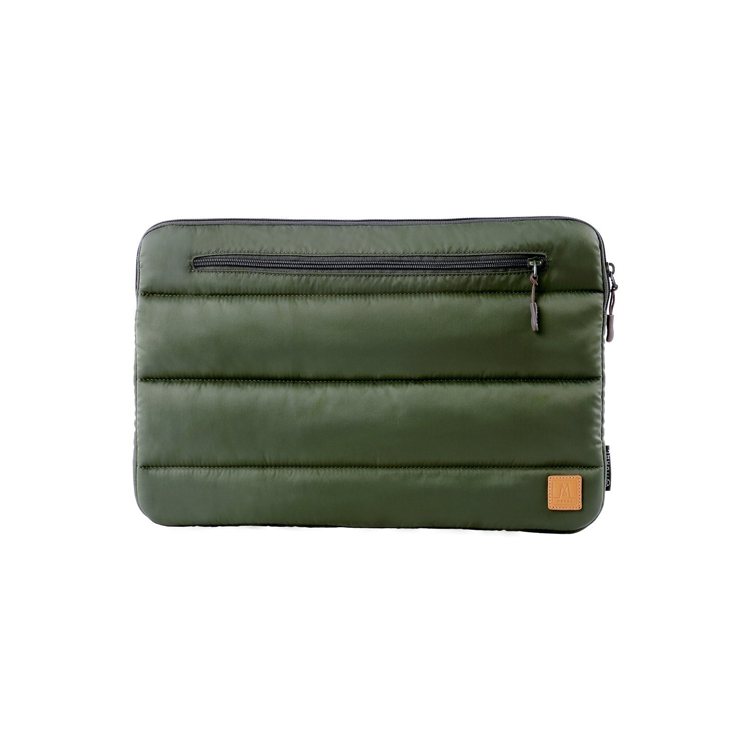 Moral Chapel 16吋電腦袋,軍綠色款式,正面配有拉鍊口袋及品牌標誌。耐看百搭,兼具防護功能。