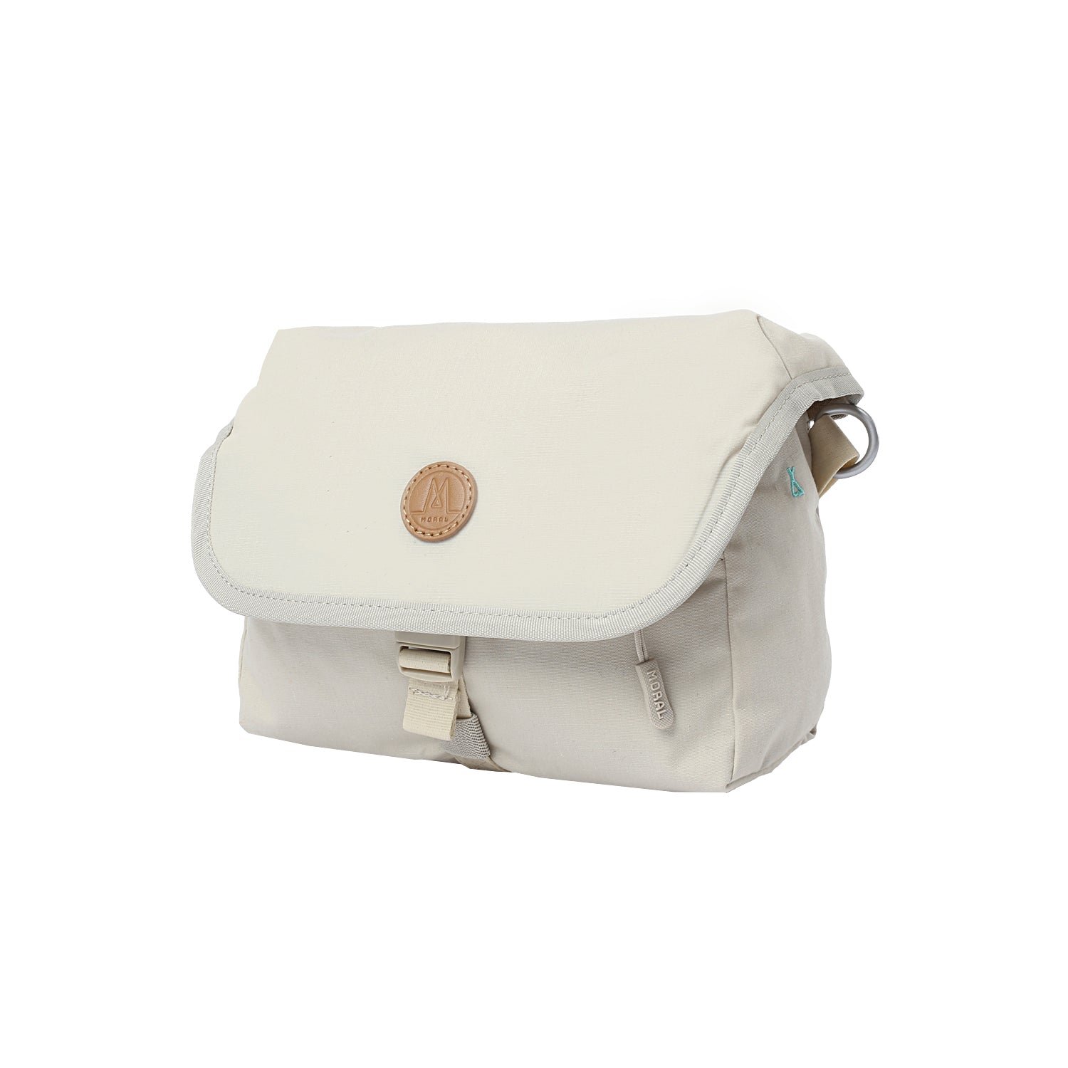 MORAL Northside Bostin郵差包(小),外型簡約時尚。適合日常通勤與休閒搭配使用。
