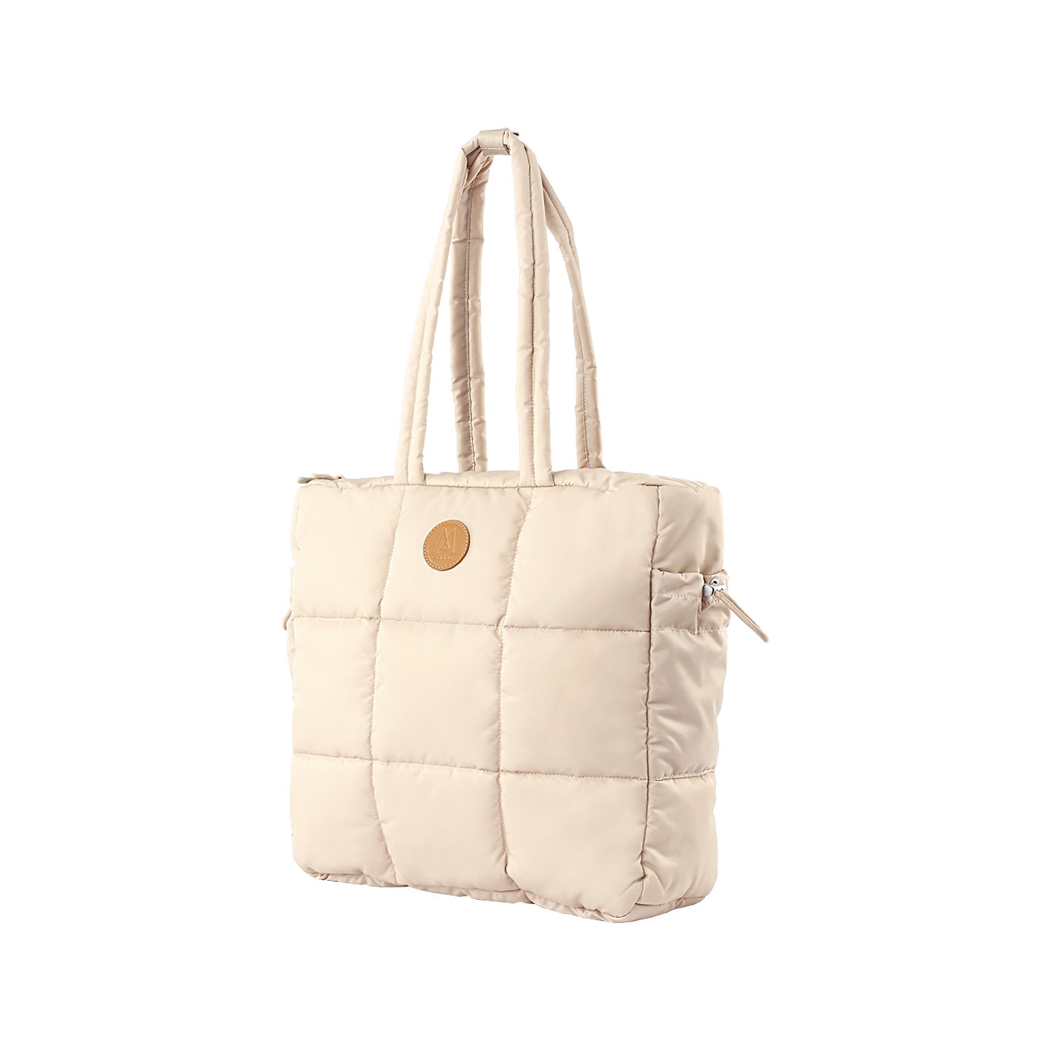 MORAL Chapel 方型單肩包(大)米白色格紋設計,正面有品牌皮革標誌。包款外型簡約,雙提把方便攜帶。