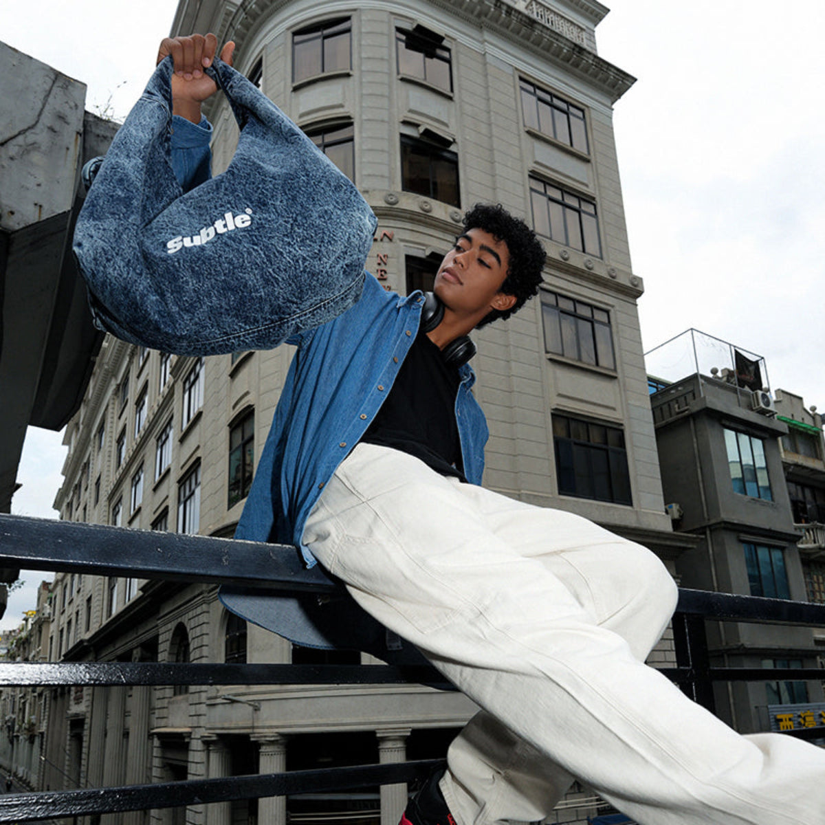 Subtle Zeal 斜孭袋 實物上身