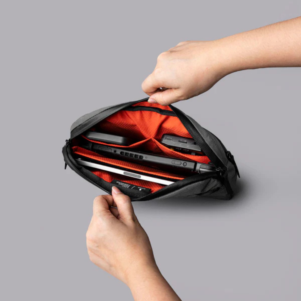 【Alpaka】Flight Sling 2L V2 側肩包|輕量設計