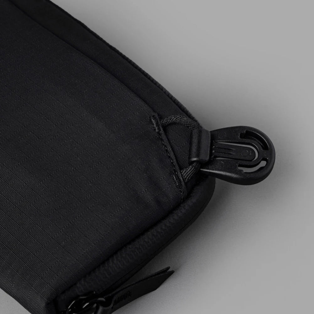 Alpaka Flight Pouch 2in1|防撕裂手機包