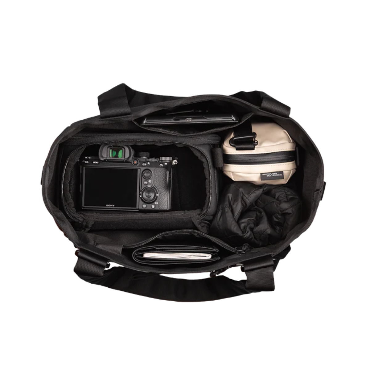 可與 Essential Camera Cube 系列搭配使用