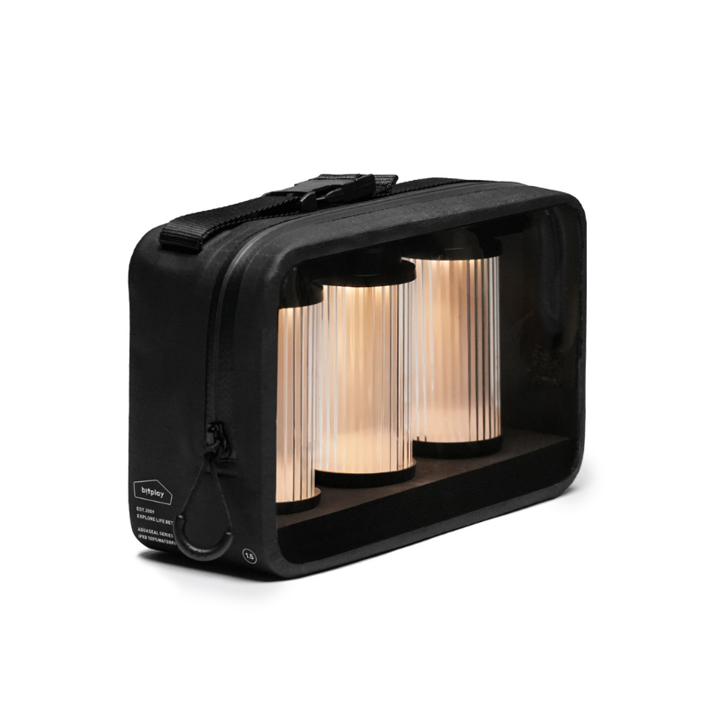 BITPLAY AquaSeal Waterproof Cube 1.5L,展示其大容量設計與透明窗功能