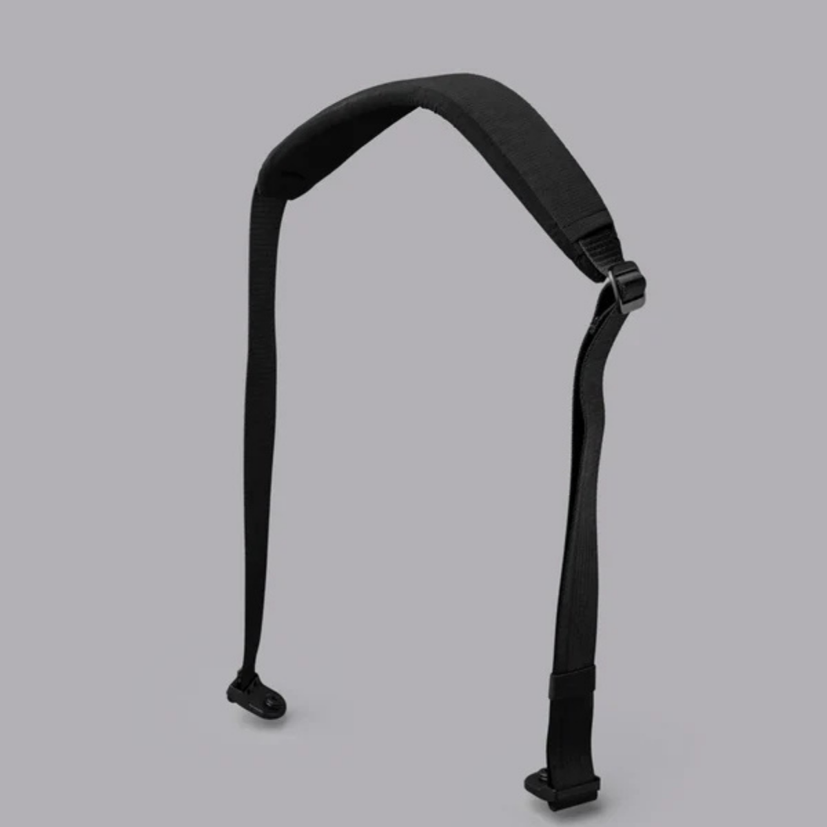 【Alpaka】Bravo Brief 商務手提包 400D|輕便防潑水
雙模式攜帶:配有加厚手提帶與可拆卸肩帶,隨時切換攜帶模式,應對多場景使用需求。