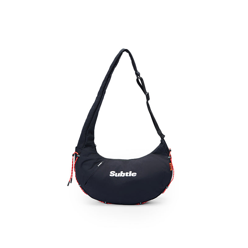 【Subtle】穿行系列半月包 大容量單肩側肩包 13L