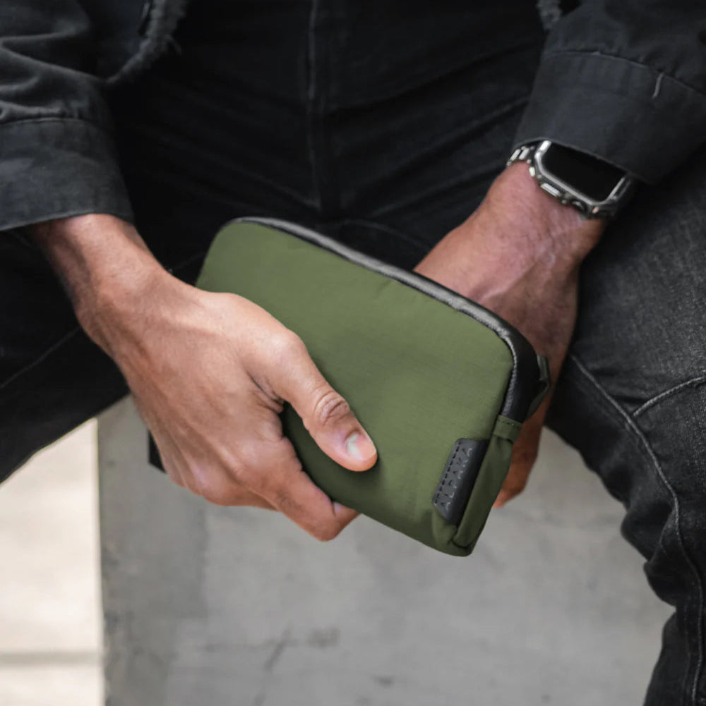 Alpaka Flight Pouch 2in1|防撕裂手機包