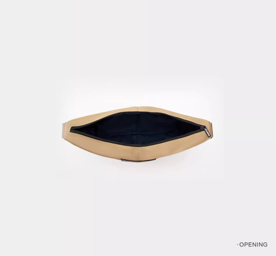 SUBTLE Equal Crescent Bag 月牙側背包