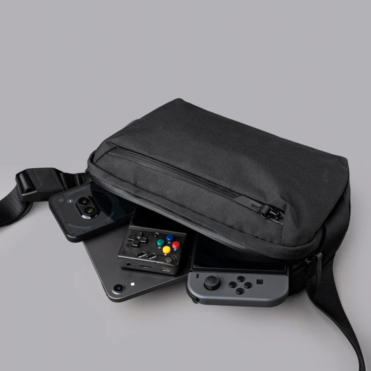 【Alpaka】Go Sling Mini V2 側肩包|新升級Maglockz扣