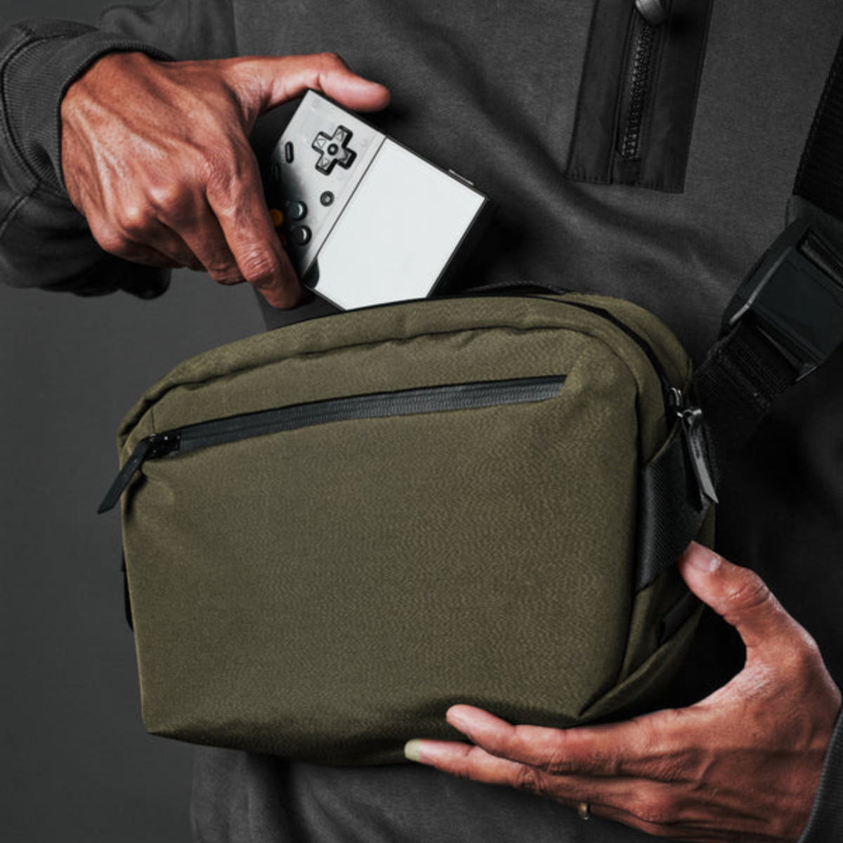 【Alpaka】Go Sling Mini V2 側肩包|新升級Maglockz扣