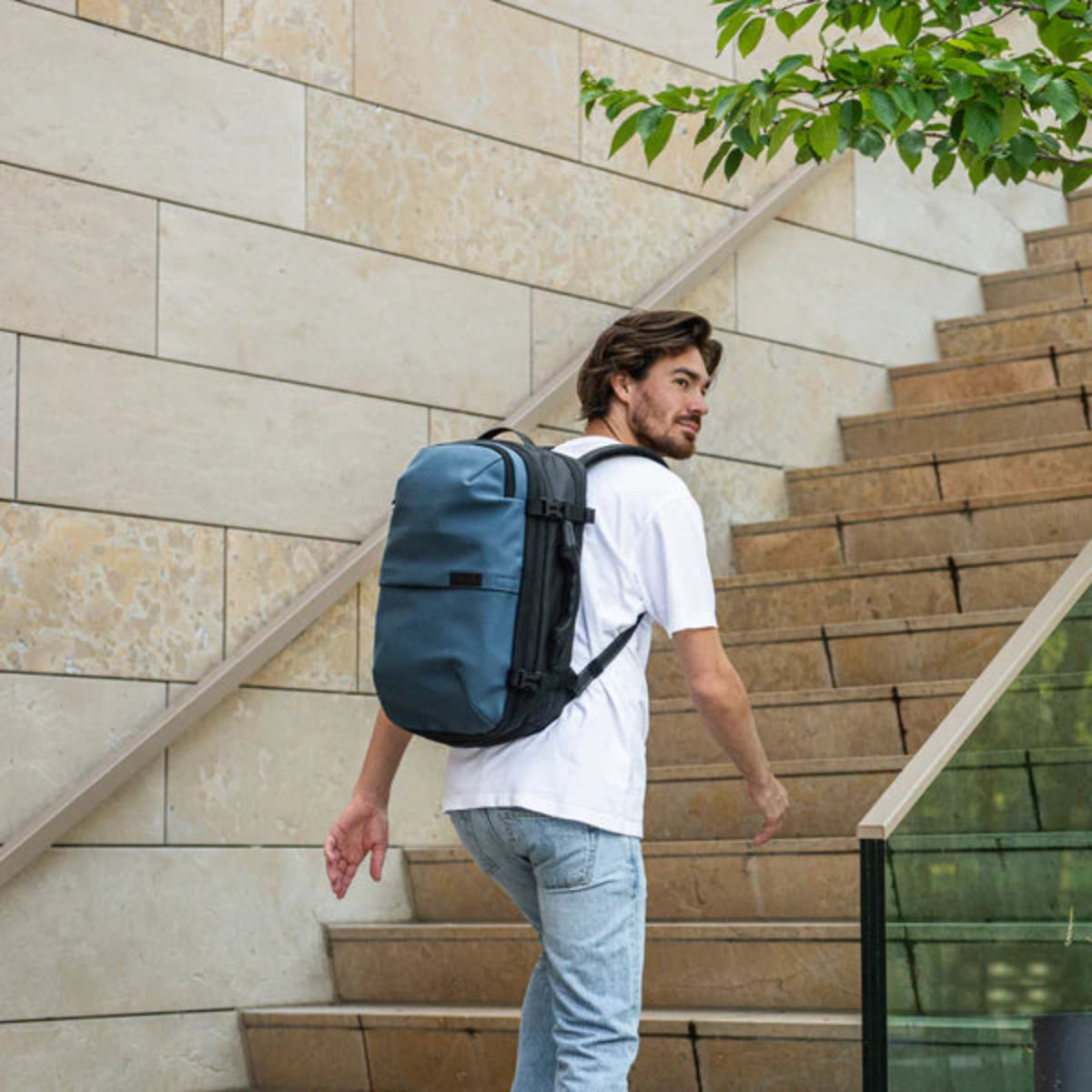 Airback Travel Backpack 可壓縮旅行背包|防水耐用