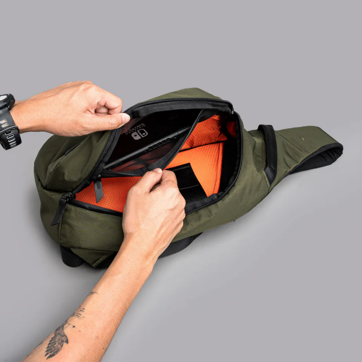 【Alpaka】Metro Crossbody 肩背包 10L|防潑水耐用