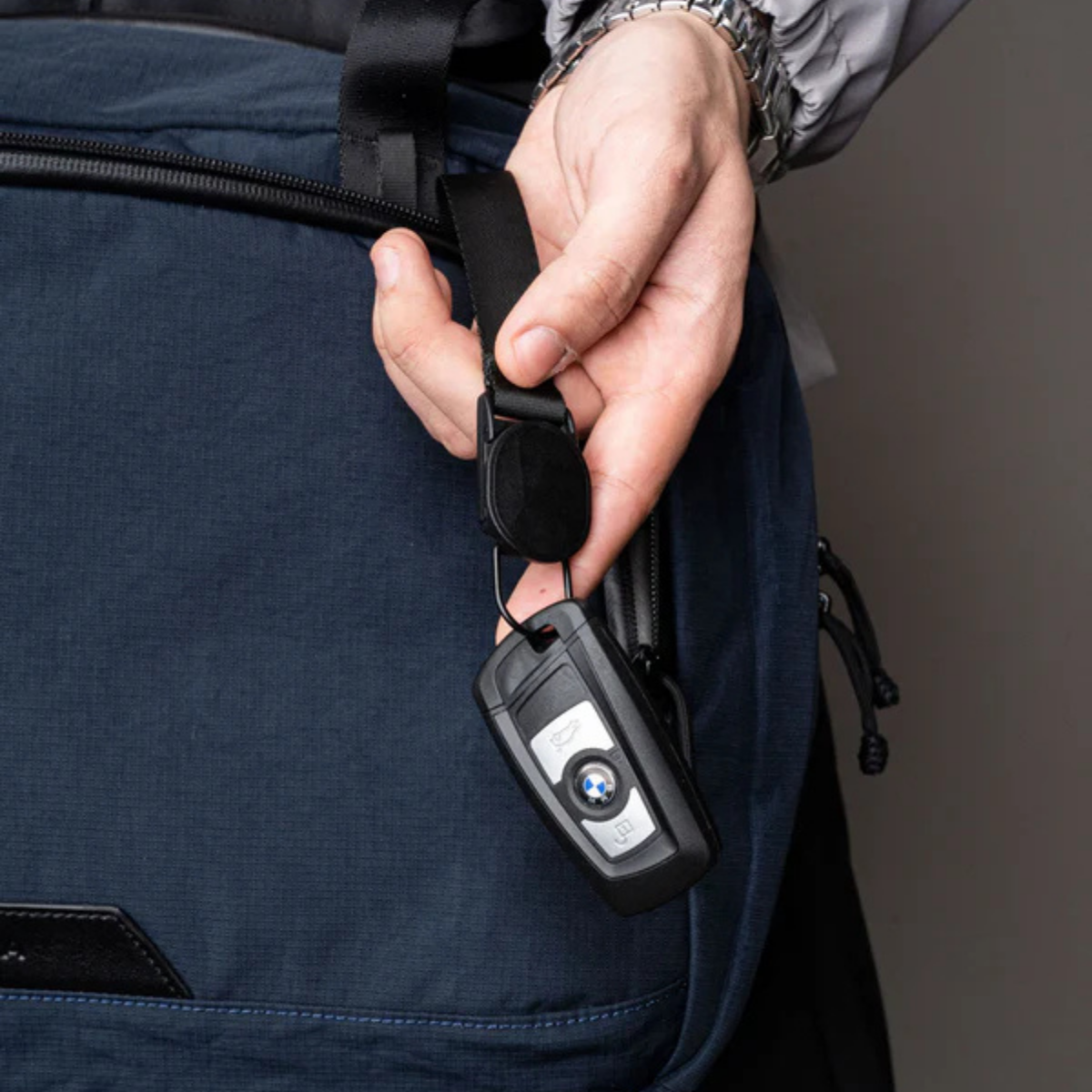 Alpaka Bravo Brief 商務手提包
附磁吸鑰匙圈