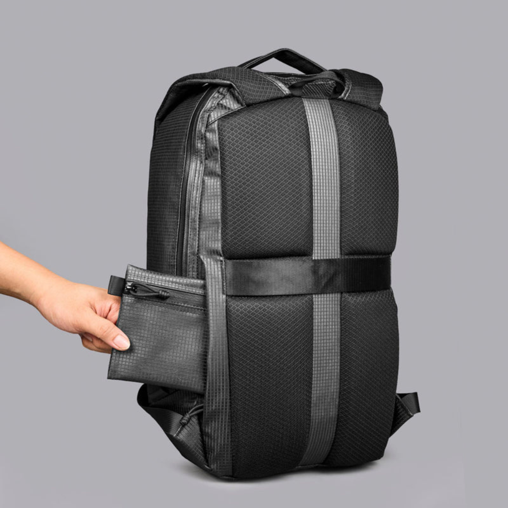 【Alpaka】Momentum Backpack 超輕通勤後背包 22L|16 吋筆電夾層|隱藏側袋快取