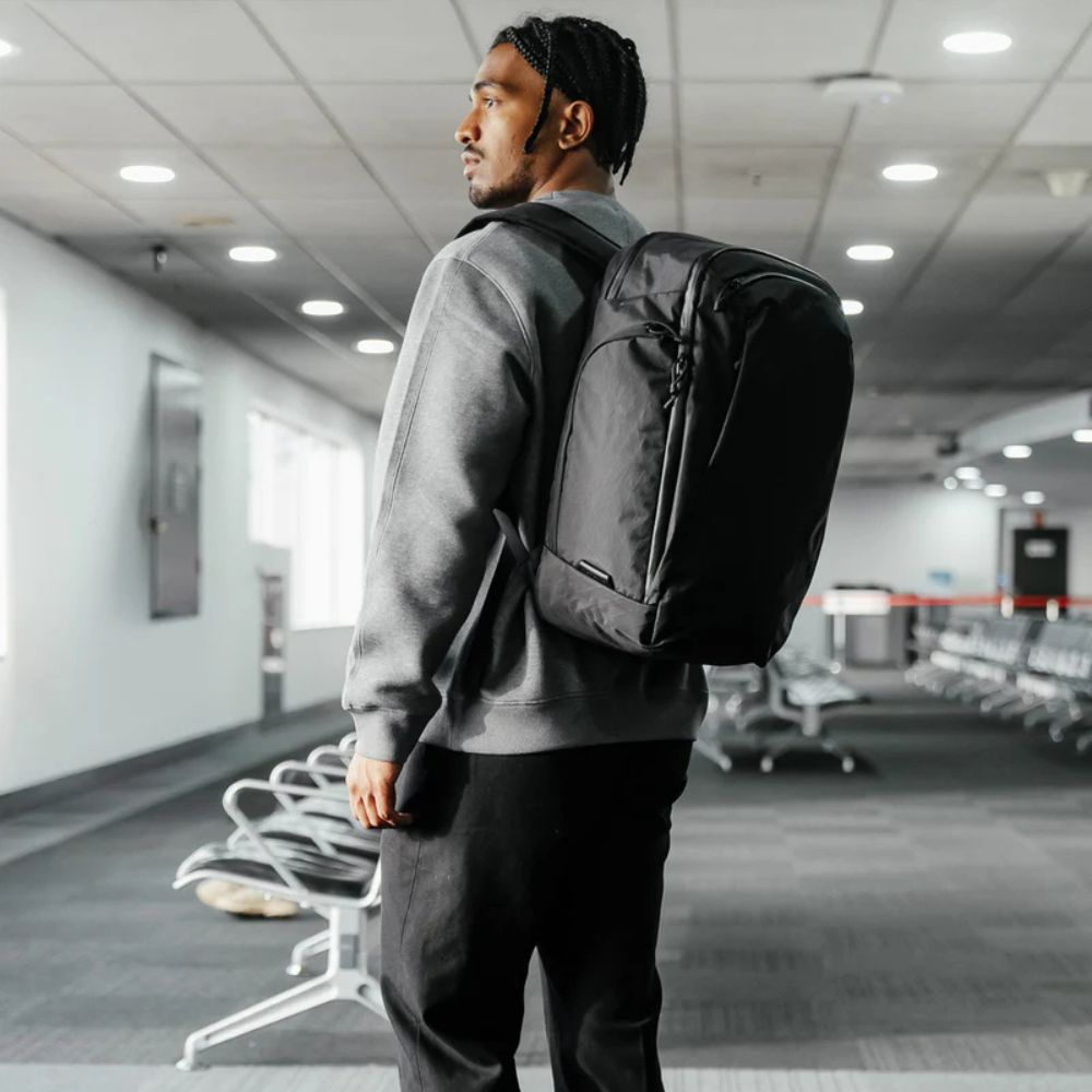 【Alpaka】Traverse Backpack 30L 旅行背包|防潑水|可容納 16 吋筆電