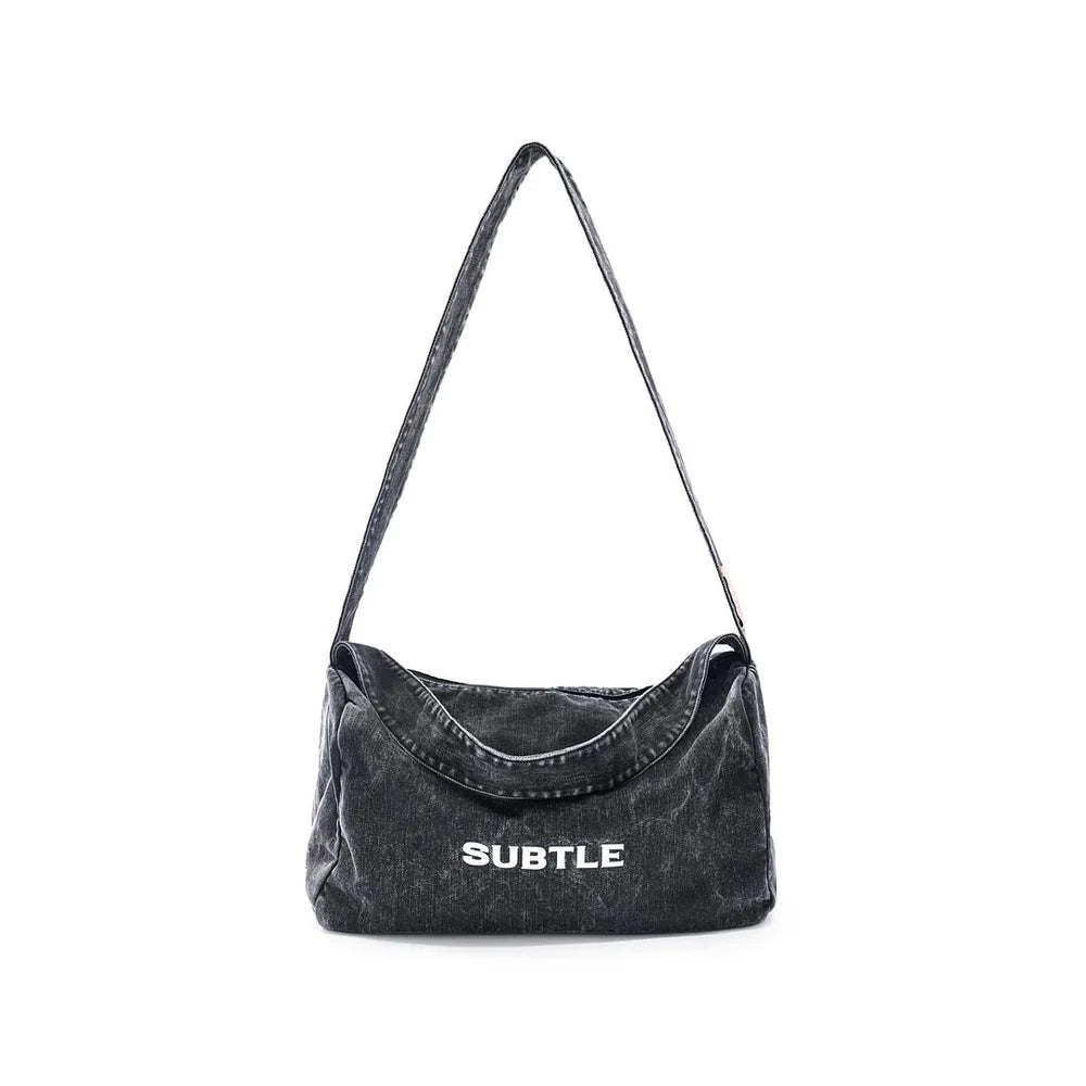 SUBTLE牛仔側肩包