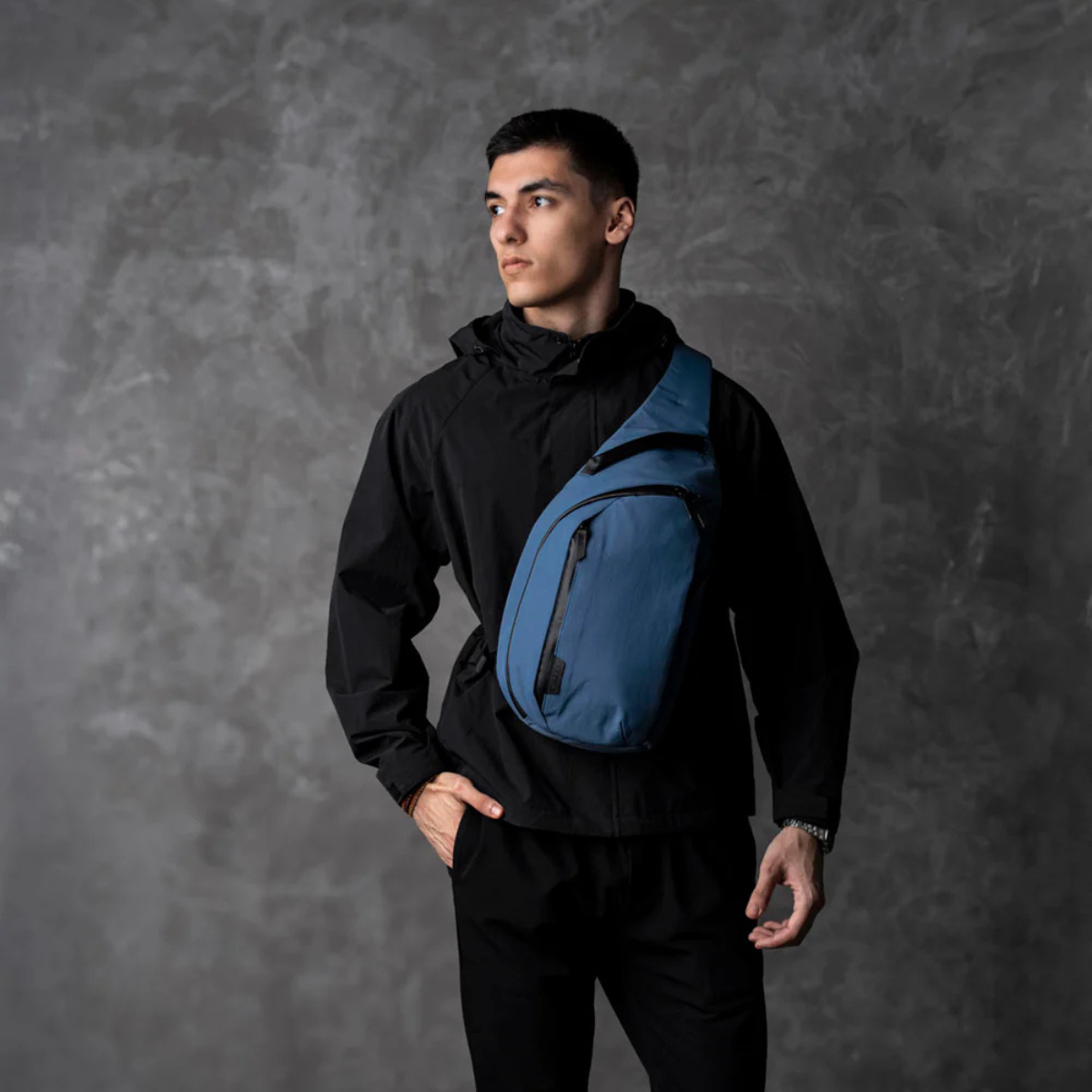 【Alpaka】Metro Crossbody 肩背包 7.5L|防潑水耐用