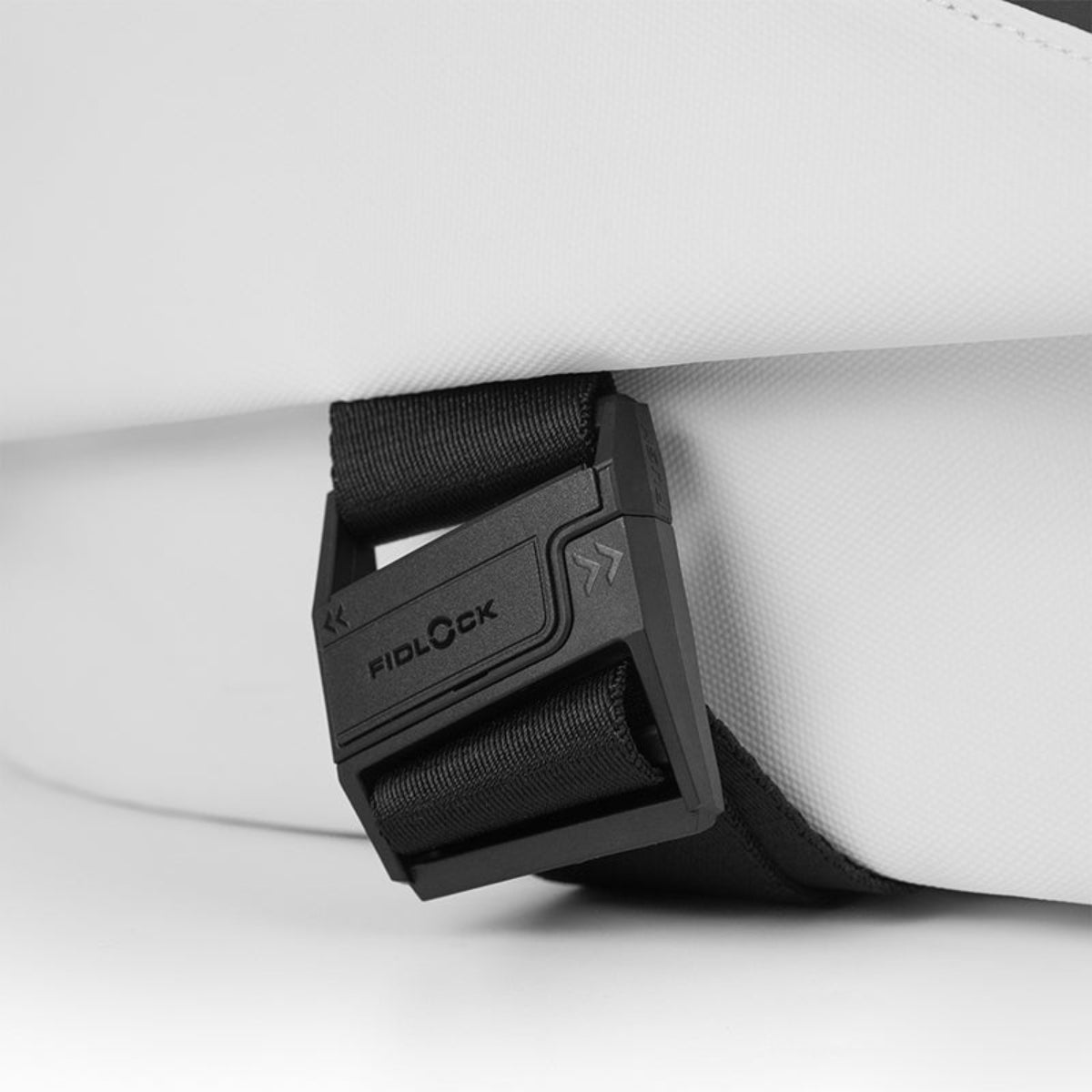 SUBTLE MAINSTREET Ranger Crossbody Bag高品質 Fidlock 磁扣,開合快速且牢固