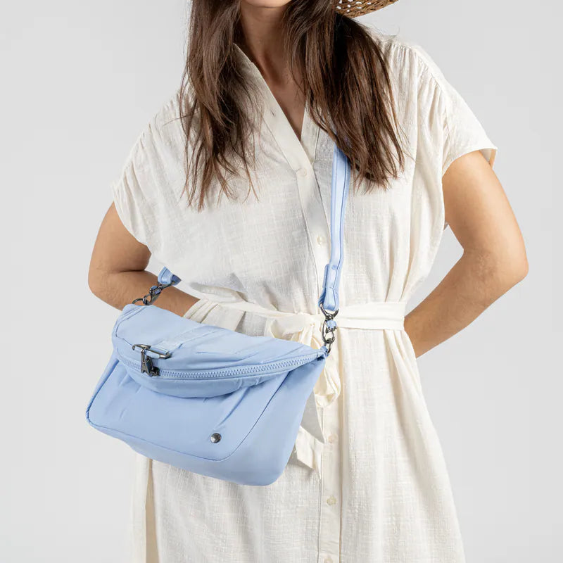 【Pacsafe】Citysafe CX ECONYL®Fabric 防盜斜後背兩用包 8L