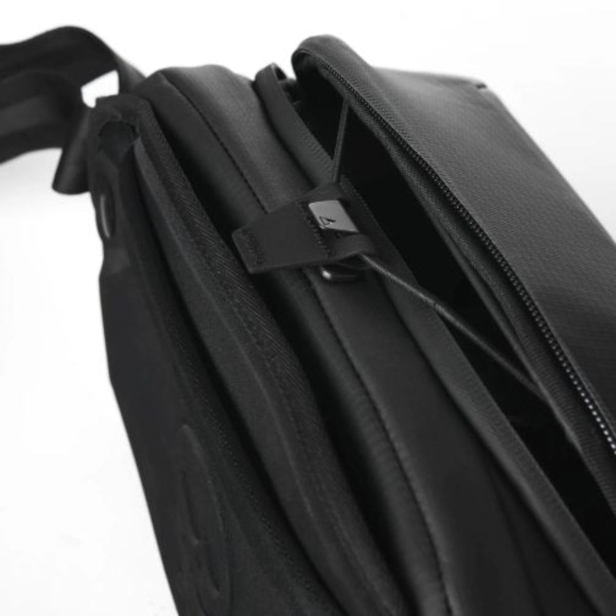 Nomatic Mckinnon Sling 8L 肩背包|防水耐用