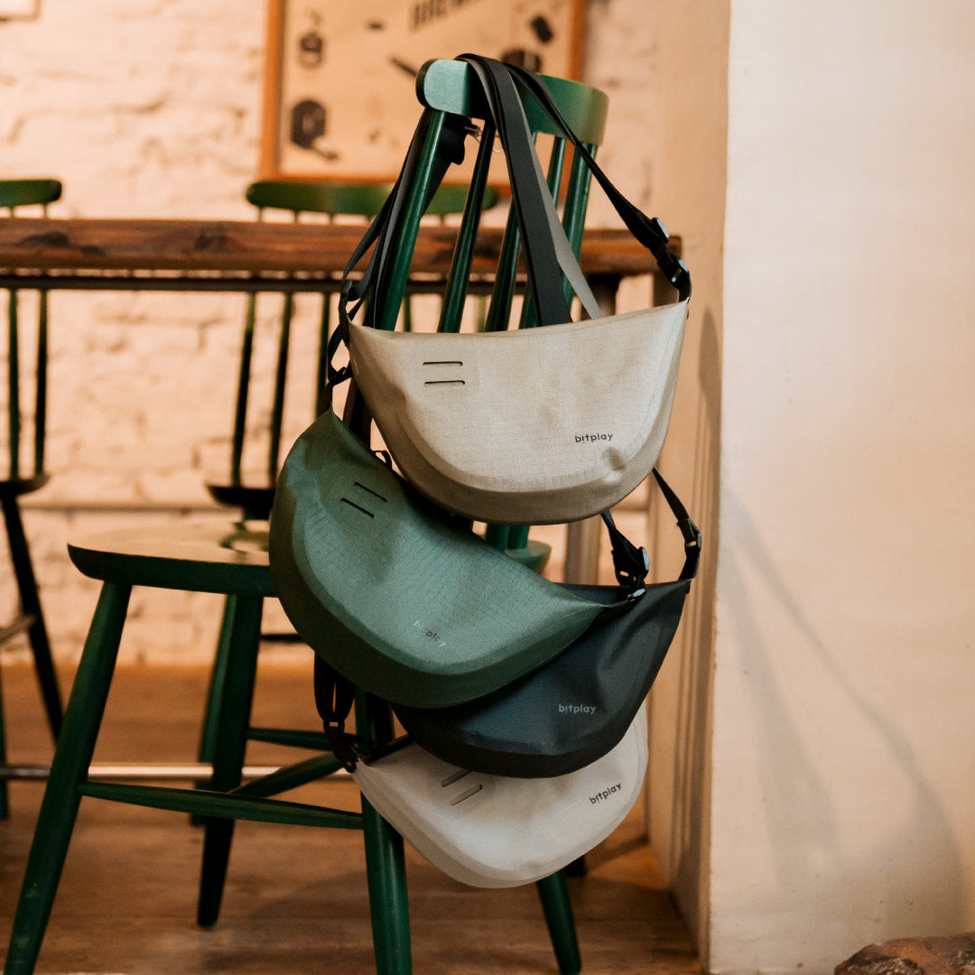 【Bitplay】AquaSeal海馬包|2.5L全防水半月包 霧黑