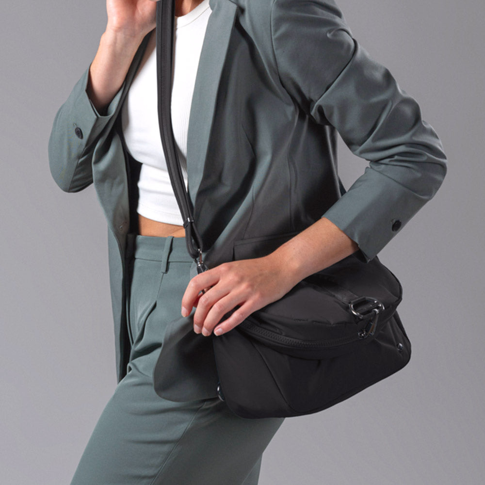 【Pacsafe】Citysafe CX ECONYL®Fabric 防盜斜後背兩用包 8L