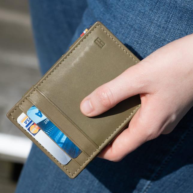【Garzini】Magic Wallet|RFID防護真皮卡包