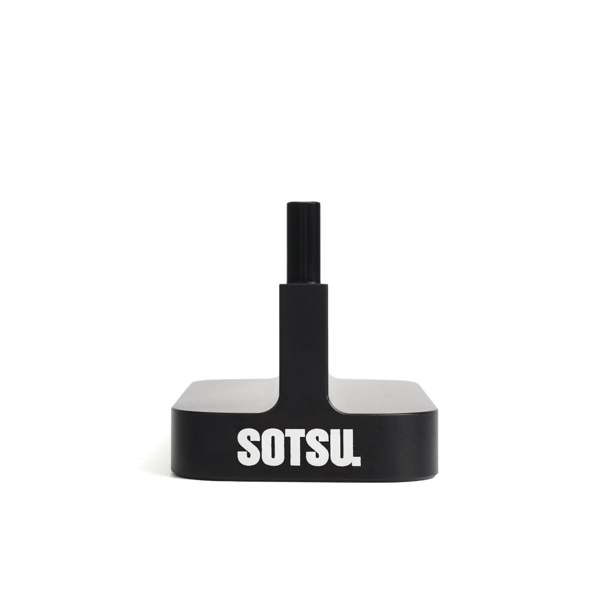 SOTSU 三腳架轉接器輕便小巧,重量僅 115g,方便攜帶與安裝