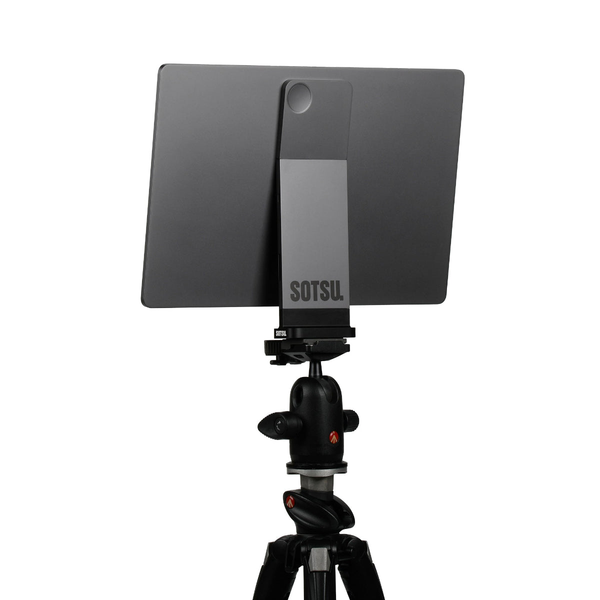 SOTSU Tripod Mount Adapter 將顯示器穩固安裝於三腳架,提供穩定支撐