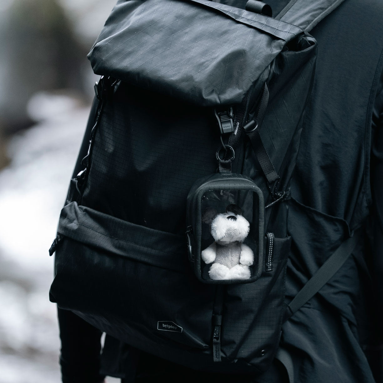 收納袋透明窗口設計,方便查看內容物