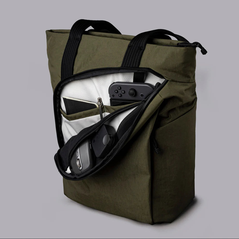 【Alpaka】Flow Totepack|多功能背包手提包|14L 容量輕便防潑水