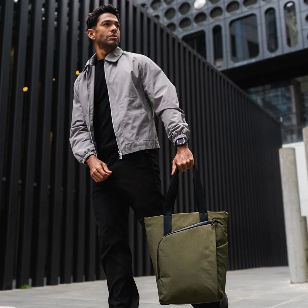 【Alpaka】Flow Totepack|多功能背包手提包|14L 容量輕便防潑水