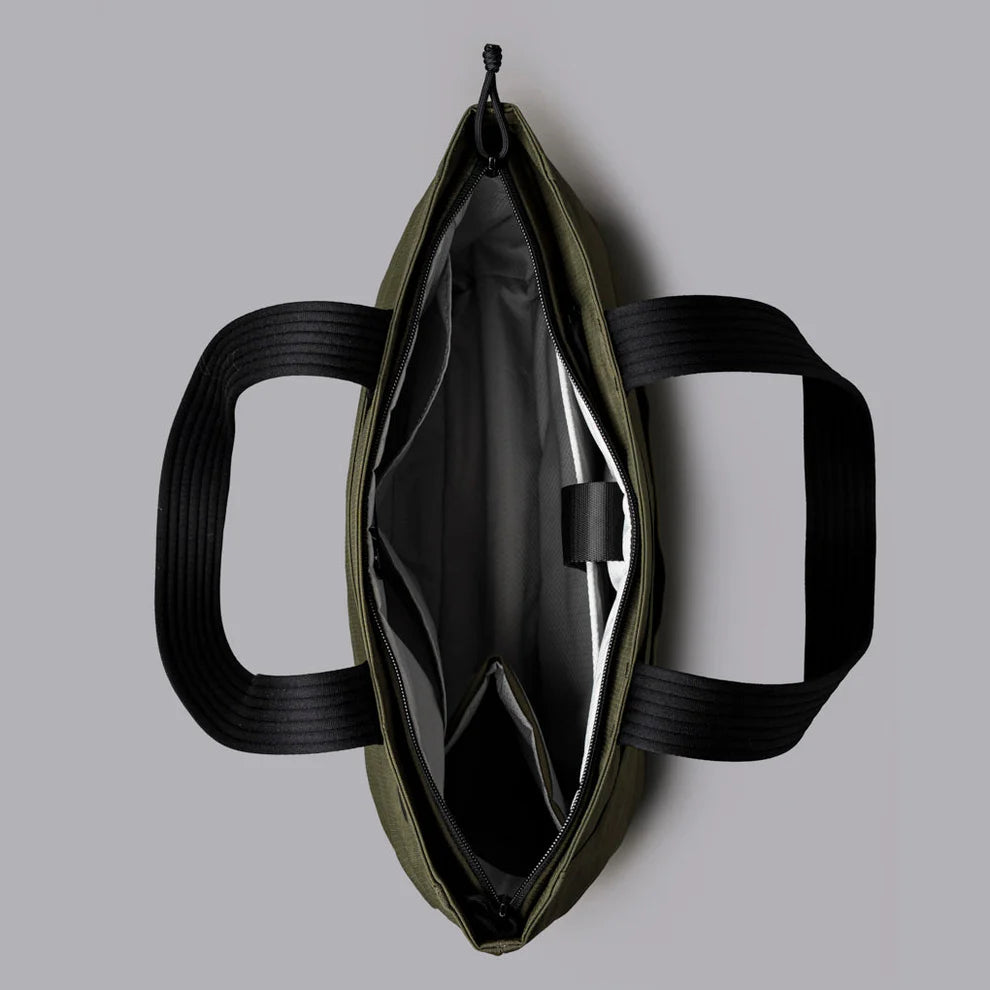 【Alpaka】Flight Tote (M) 托特包|全天候舒適