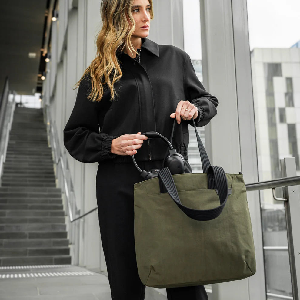 【Alpaka】Flight Tote (M) 托特包|全天候舒適