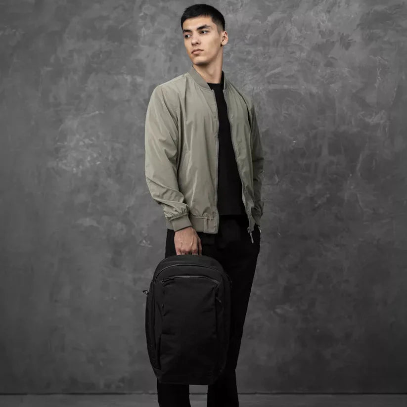 【Alpaka】Traverse Backpack 30L 旅行背包|防潑水|可容納 16 吋筆電