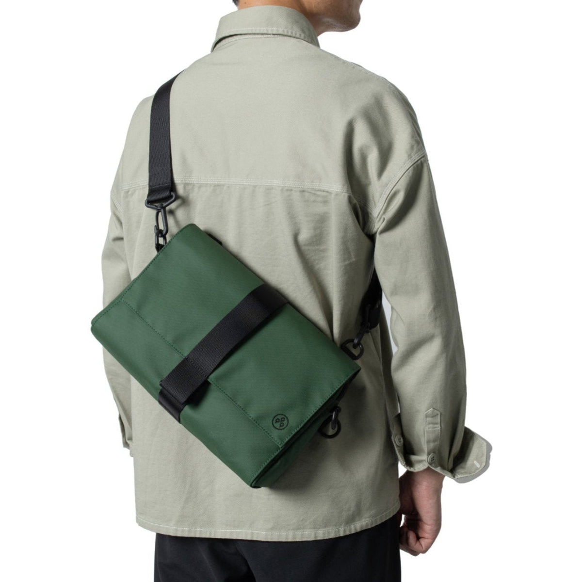 【Kiwee】Triangle Sling Bag Plus 單肩包|輕便防潑水|環保材質