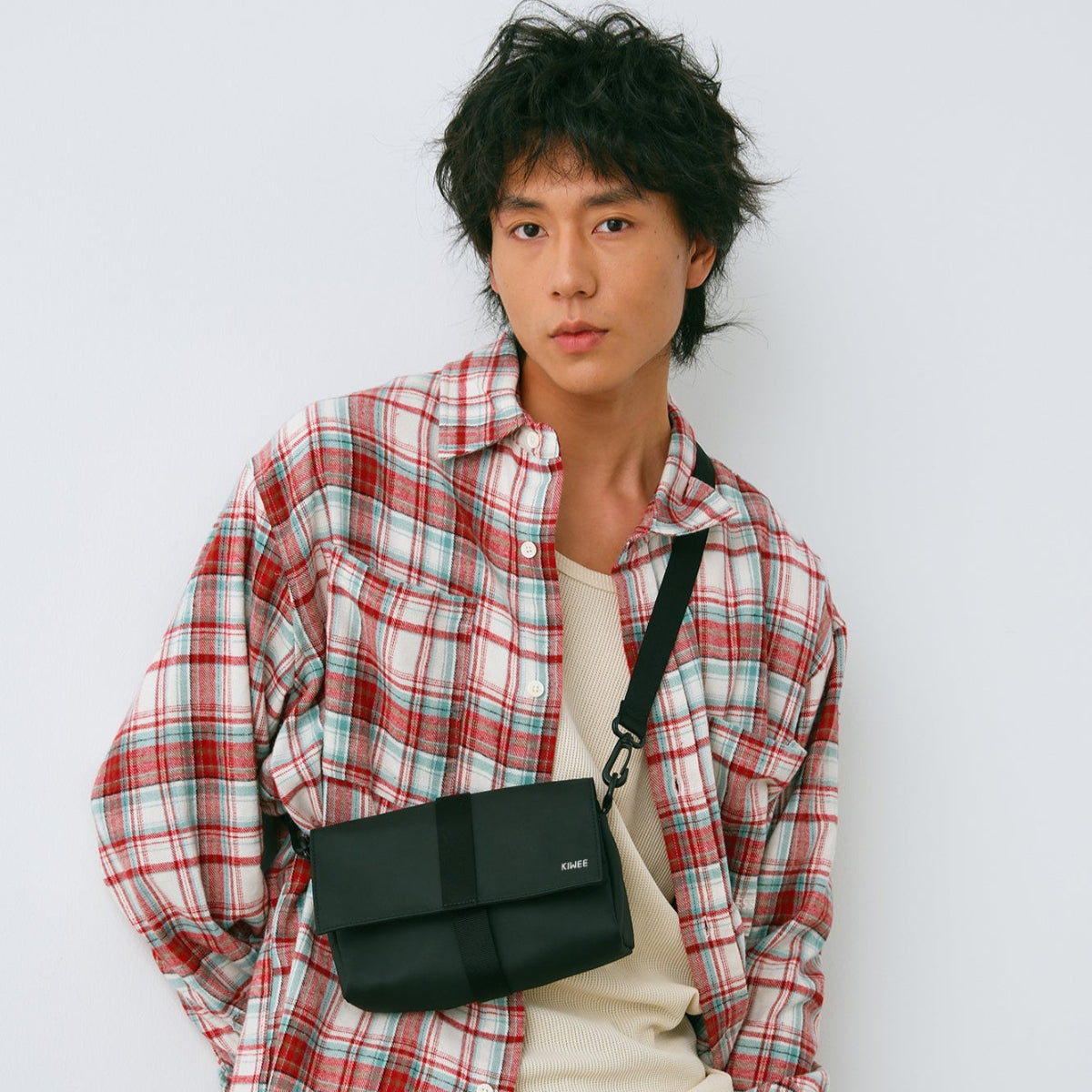 採用 100% 再生 PET 材質製成,Triangle Mini 獲 GRS 認證