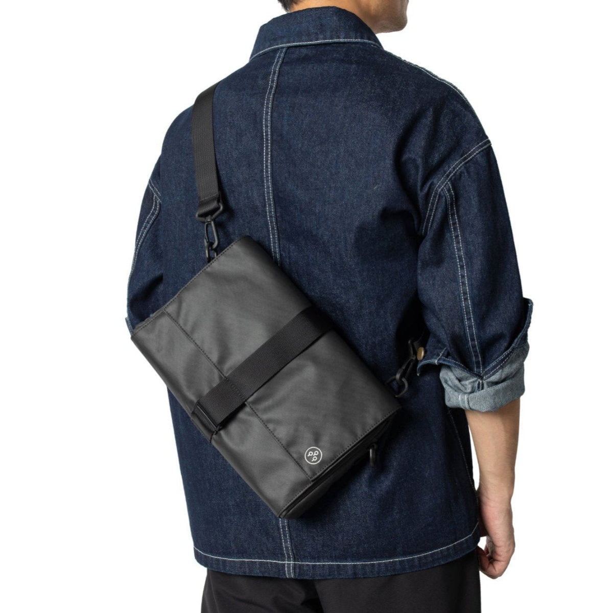 【Kiwee】Triangle Sling Bag Plus 單肩包|輕便防潑水|環保材質