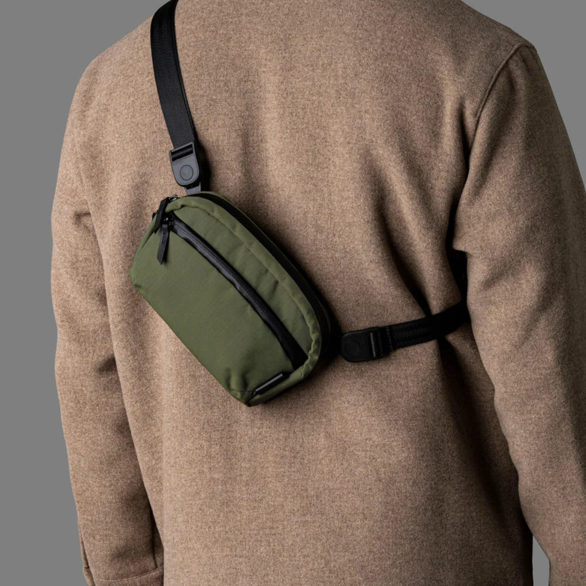 【Alpaka】Flight Sling 側肩包 1L|輕巧防潑水