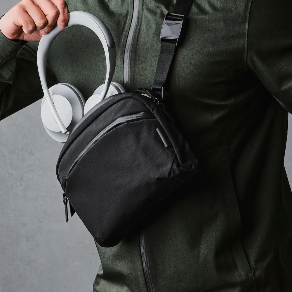 Alpaka Flight Sling 側肩包|輕巧防水