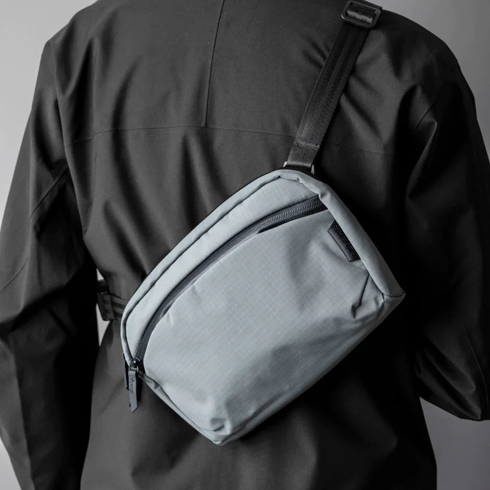 Alpaka Flight Sling 側肩包|輕巧防水