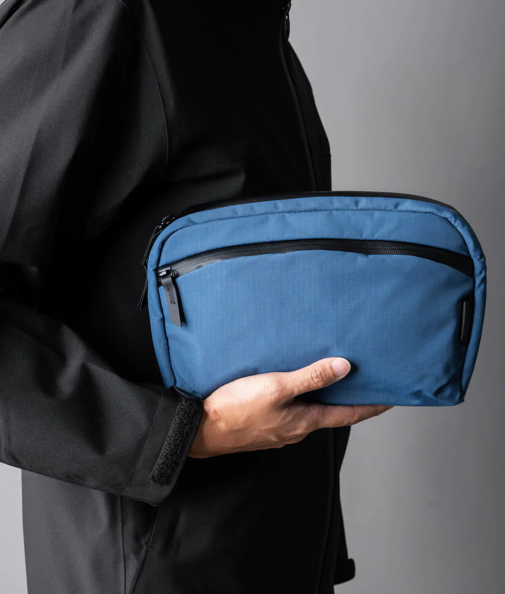 Alpaka Flight Sling 側肩包|輕巧防水