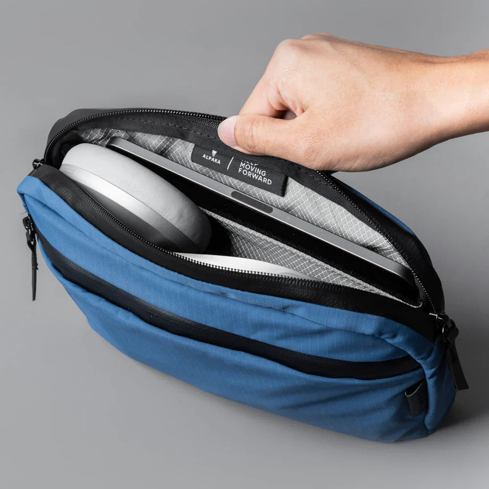 Alpaka Flight Sling 側肩包|輕巧防水