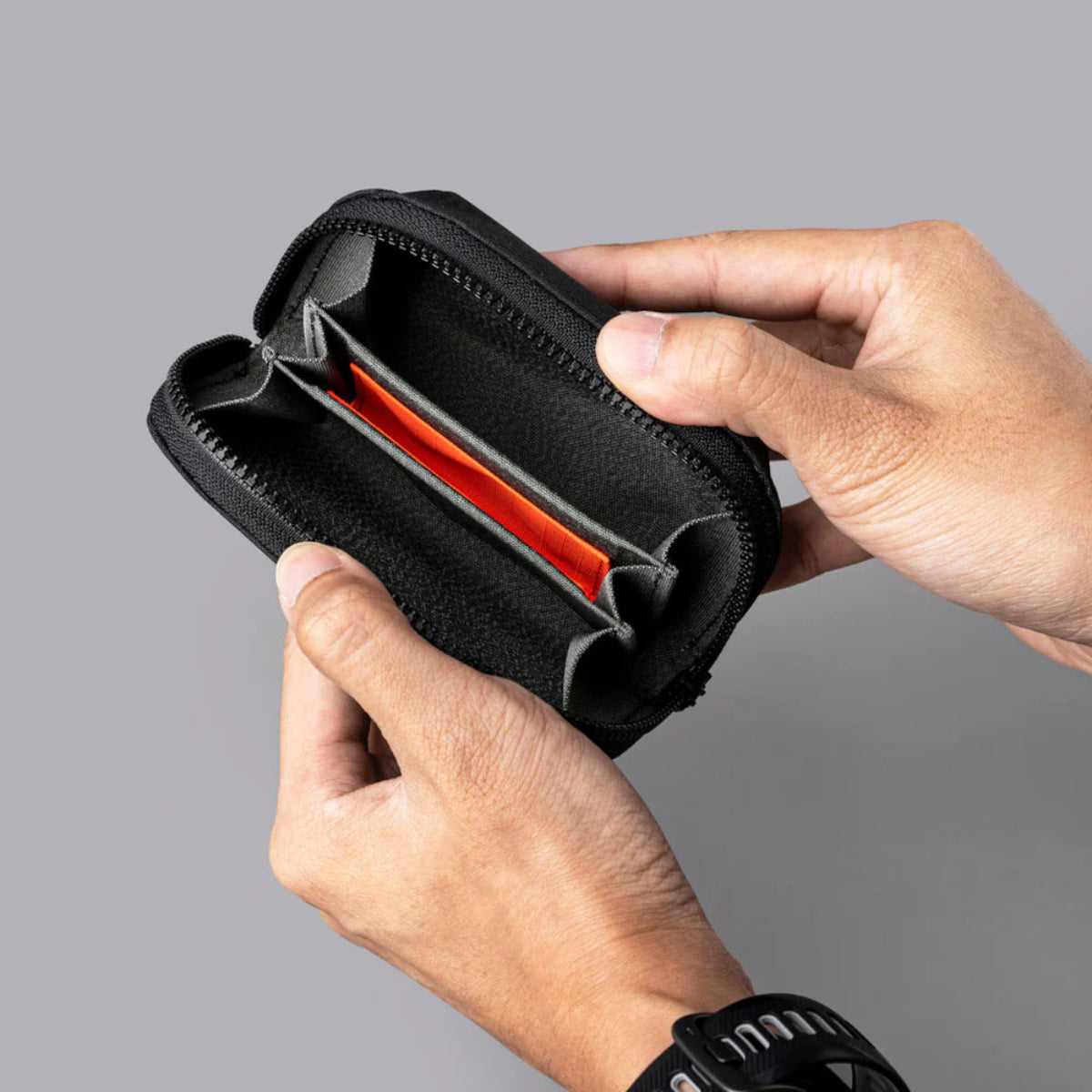 Alpaka Hub Zip Pocket 多功能拉鏈包|模組式設計