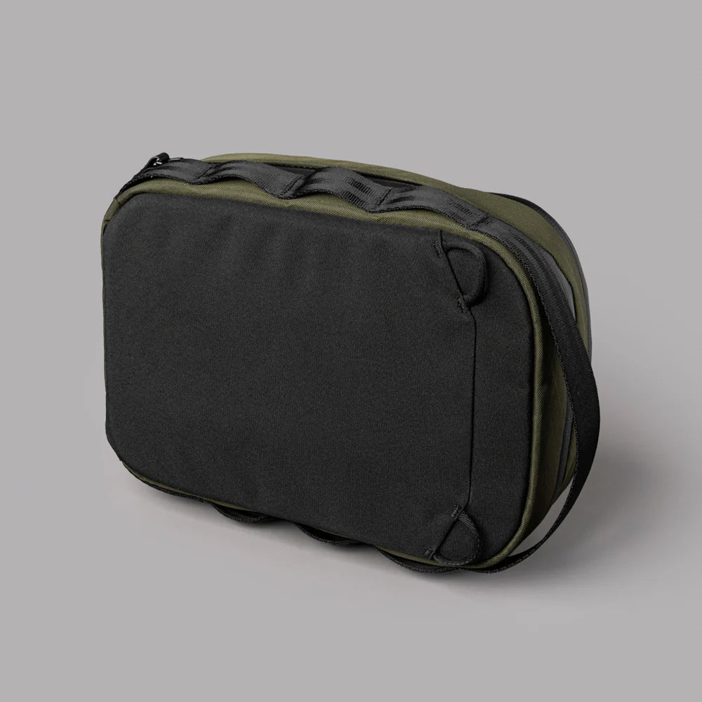 【Alpaka】Metro Sling Max 3L 防潑水輕量斜背包|適合通勤與旅行