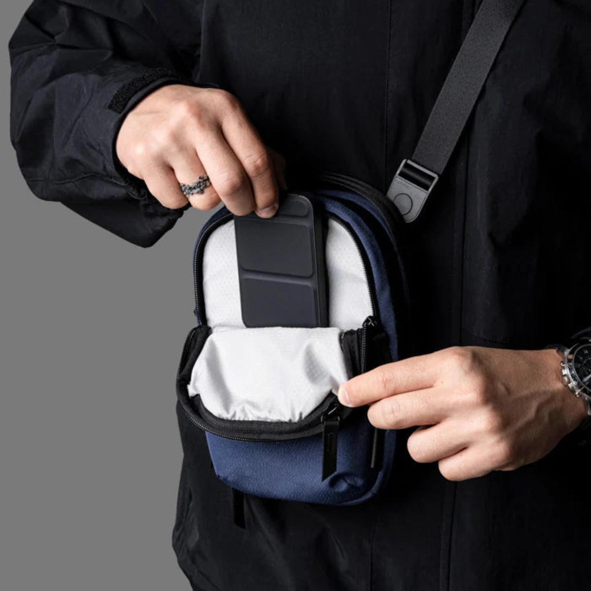 Alpaka Metro Sling V2 側肩包|防水輕便