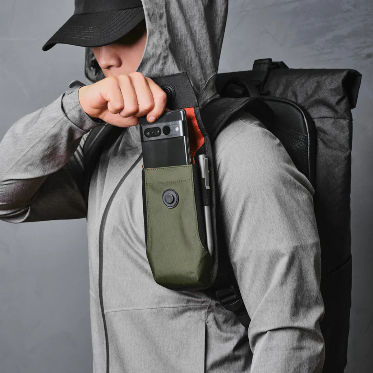 Alpaka Modular Phone Sling V2 手機斜背包|磁扣肩帶系統