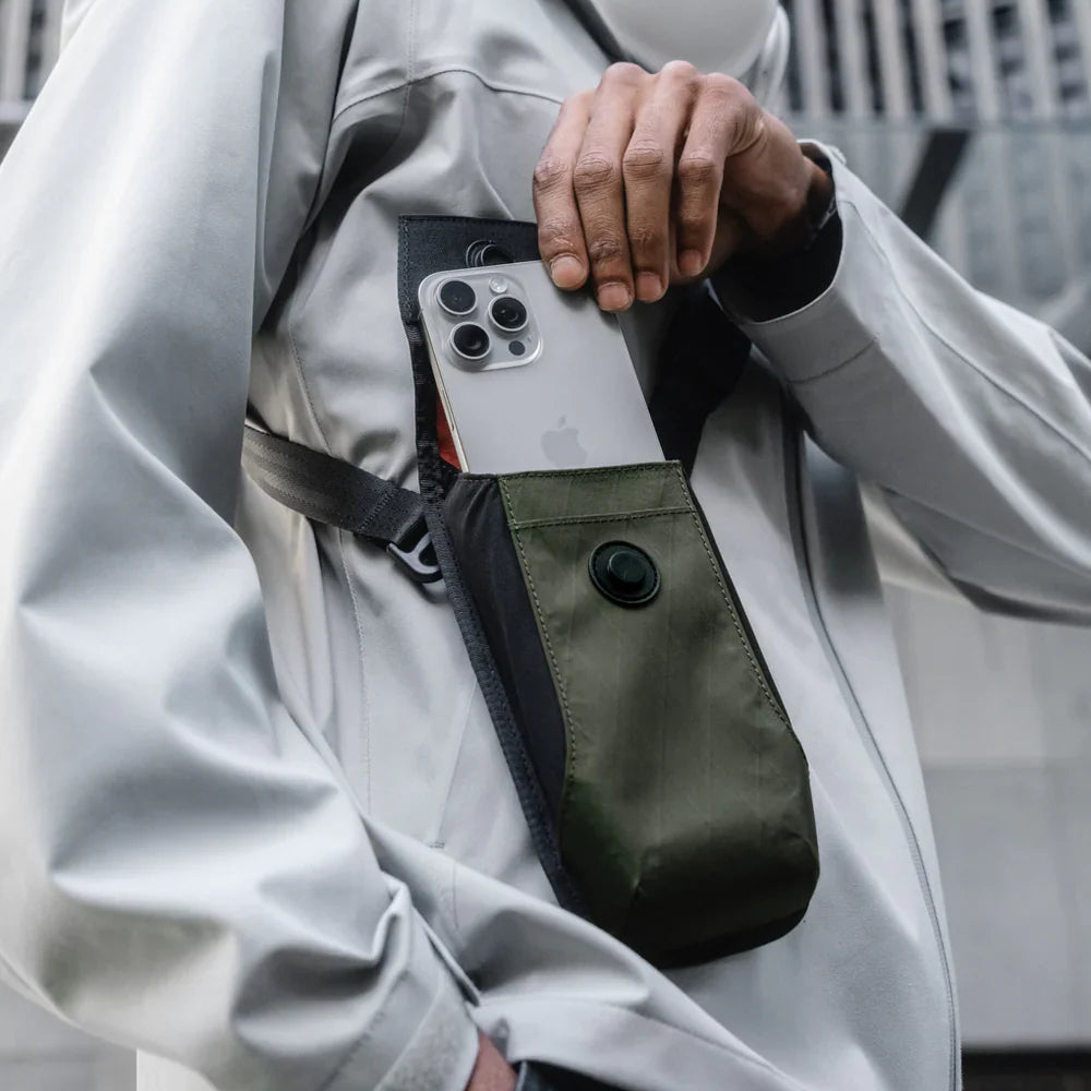 Alpaka Modular Phone Sling V2 手機斜背包|磁扣肩帶系統