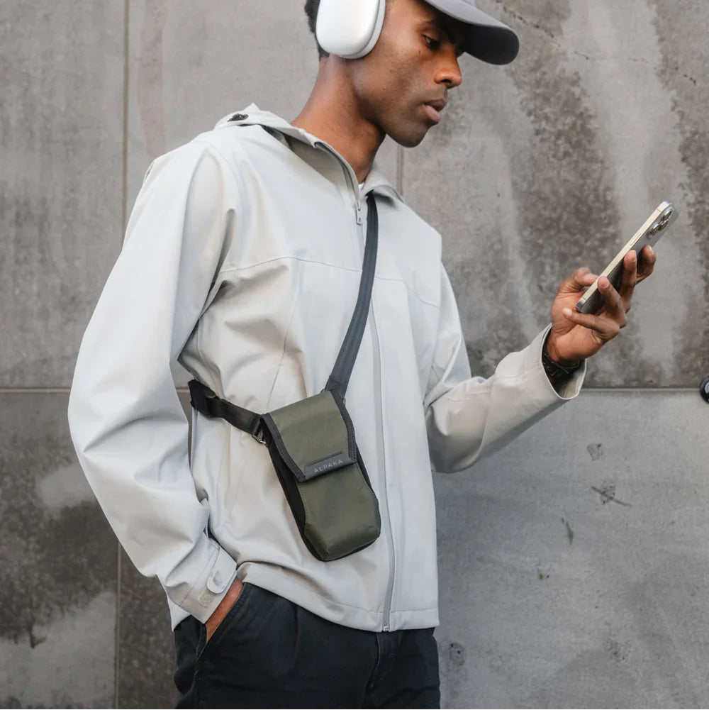 Alpaka Modular Phone Sling V2 手機斜背包|磁扣肩帶系統