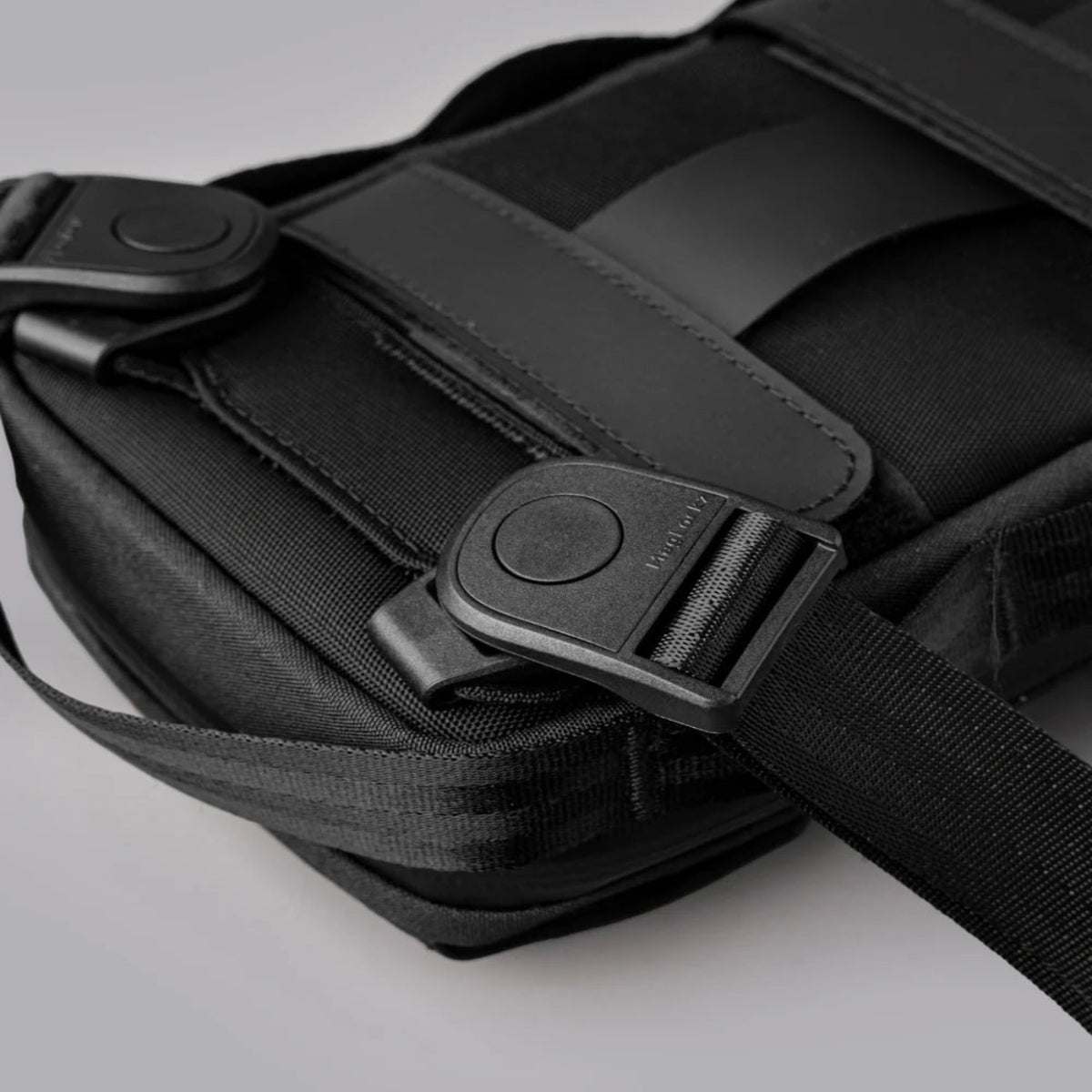 Alpaka Modular Sling V2 多功能手機袋|輕便防水